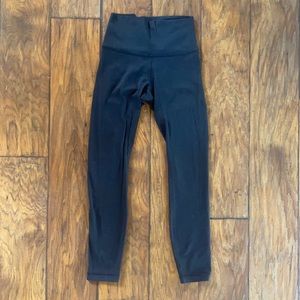 Lululemon Wunder Under leggings